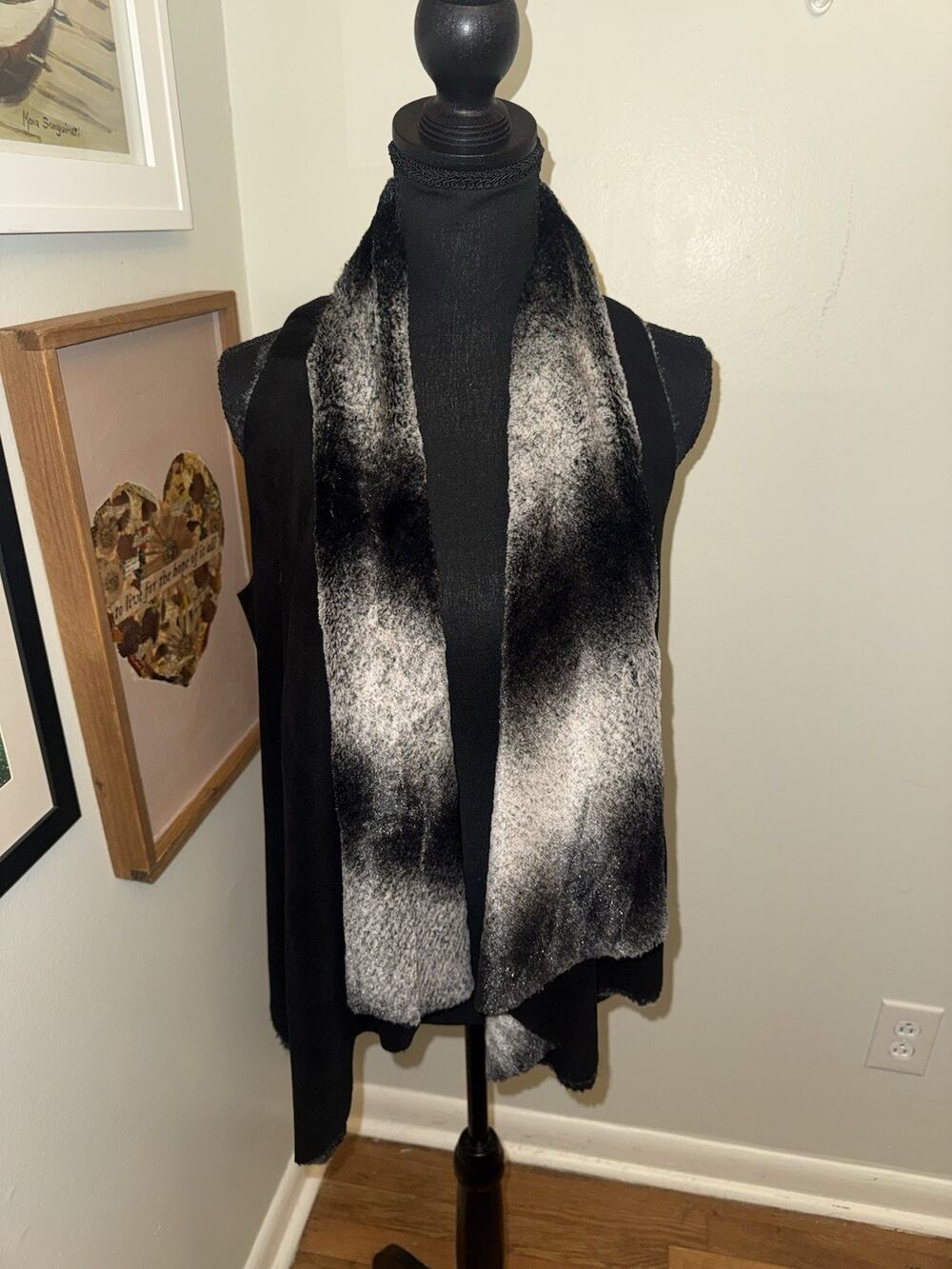 Ali Miles Black And Gray Faux Fur Suede Vest Sz Small Western Boho Sleeveless